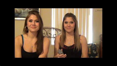 Twinsisters Porn Videos 